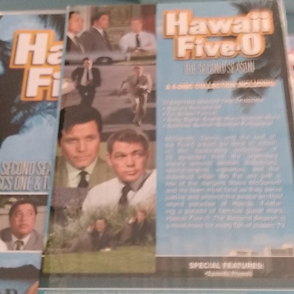 Vintage Sets Of "Hawaii Five-0" Complete Seasons 2+3 Total Of Six DVDs - Picture 4 of 6